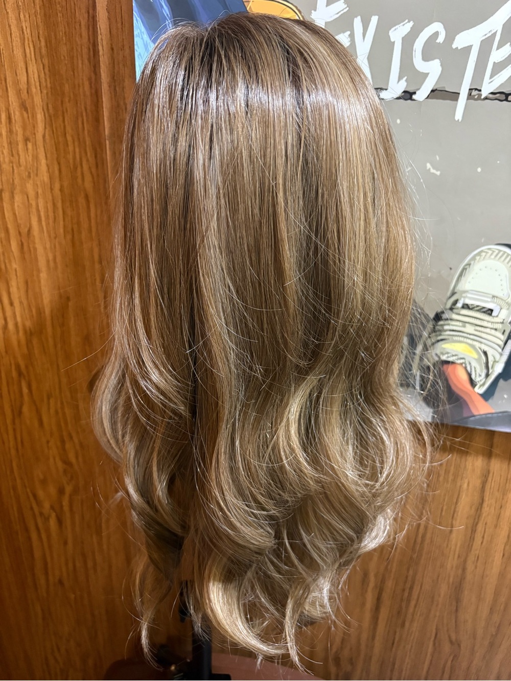 High quality heat friendly synthetic fiber wig 13x4 - Picture 5 of 10